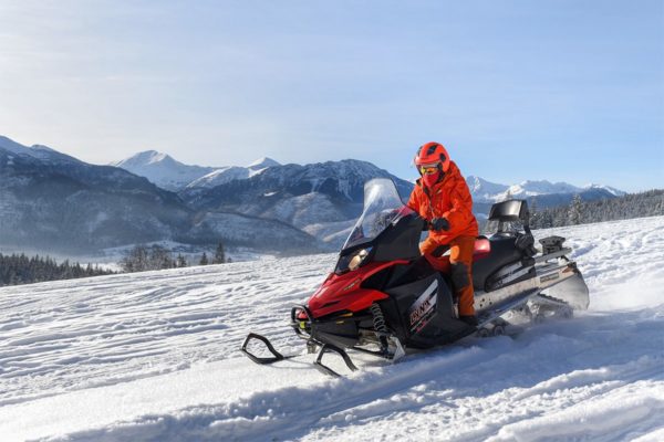 nauka-jazdy-na-skuterach-snieznych-szkolenia-zdj-12